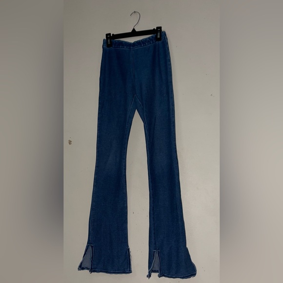 Max Studio Dark Blue Flare pull on jeans! - Picture 1 of 6